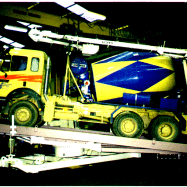 Retourneur avec camion embarqué